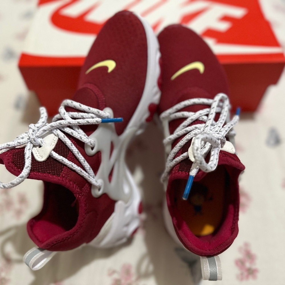 Nike React Presto Amazing Condition - image 2